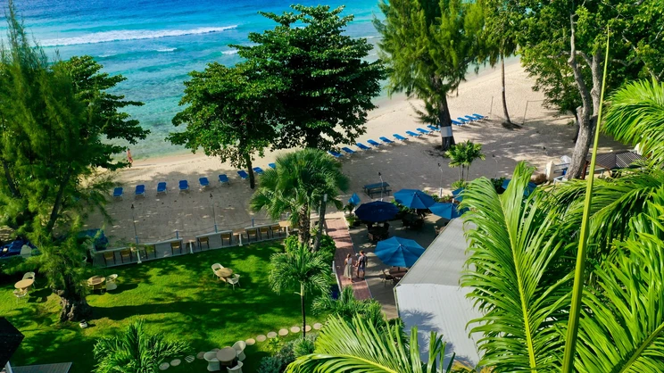 Savannah Beach Club Hotel